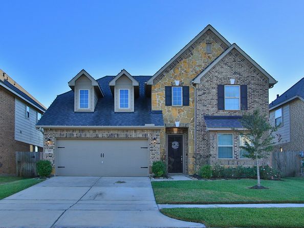 123 Covington Court, Tomball TX 77375