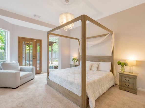 10 Merit Woods Place, The Woodlands TX 77382