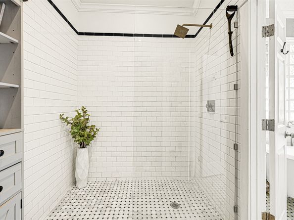 3019 Brook Shore Court, Houston TX 77345