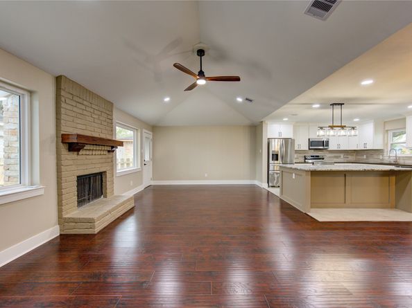 13547 Brook Hollow Drive, Sugar Land TX 77498