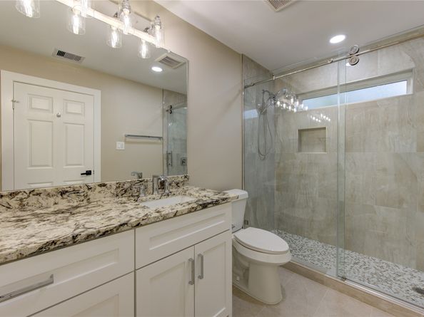 13547 Brook Hollow Drive, Sugar Land TX 77498