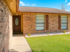 5126 Sprey Dr, Houston TX 77084