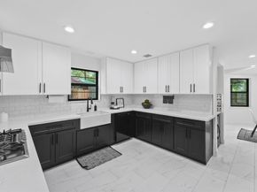 29 N Havenridge Drive, The Woodlands TX 77381