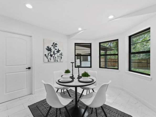 29 N Havenridge Drive, The Woodlands TX 77381