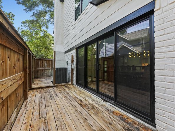 29 N Havenridge Drive, The Woodlands TX 77381