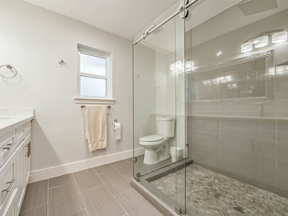 5731 Grape Street, Houston TX 77096