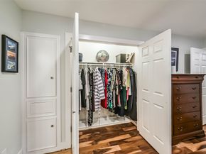 5731 Grape Street, Houston TX 77096