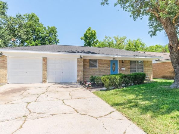 6751 Richwood Road, Houston TX 77087