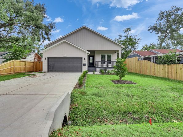 10513 Chesterfield Drive, Houston TX 77051