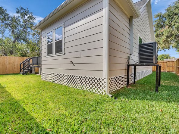 10513 Chesterfield Drive, Houston TX 77051