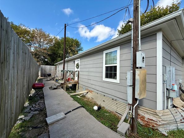 15322 Paul Road, Sugar Land TX 77498