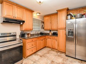 2914 Dragonwick Drive, Houston TX 77045