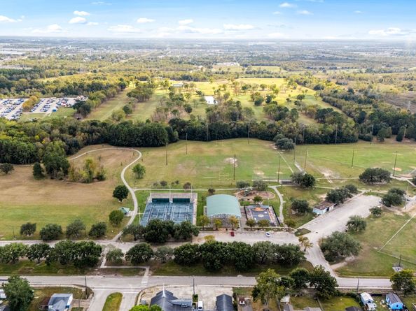 6122 Beldart Street, Houston TX 77033