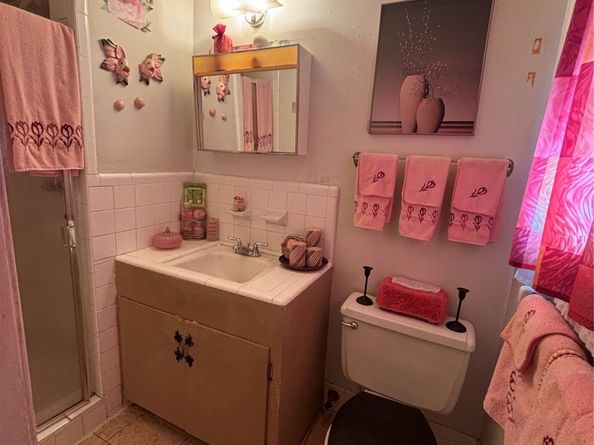 13026 Glenwyck Street, Houston TX 77045