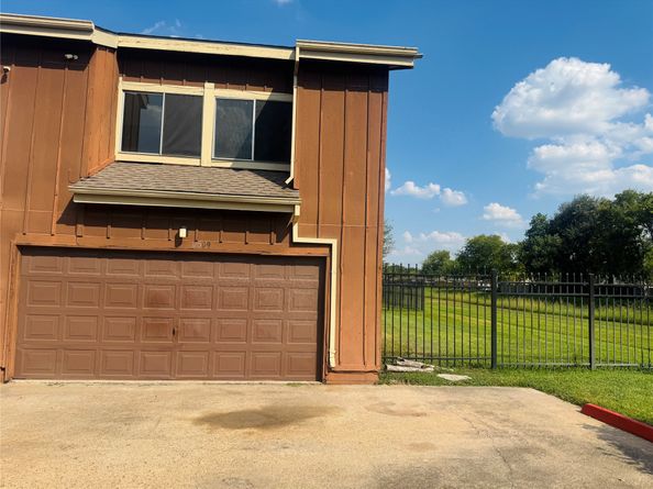 12509 Newbrook Dr Drive 331, Houston TX 77072
