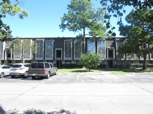 12633 Memorial Drive 72, Houston TX 77024