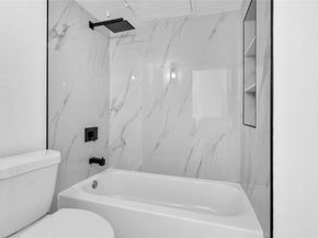 2800 Jeanetta Street 2411, Houston TX 77063