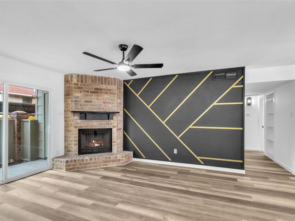 2800 Jeanetta Street 2411, Houston TX 77063