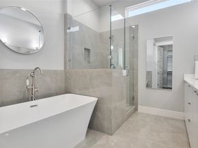 4707 Independence Heights Lane, Houston TX 77018