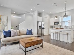 4707 Independence Heights Lane, Houston TX 77018