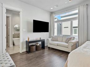 4707 Independence Heights Lane, Houston TX 77018