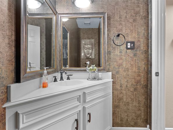 14907 Pine Point Court, Houston TX 77070