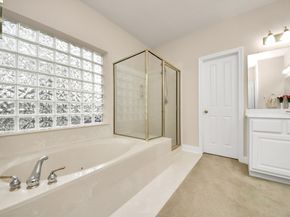 11 Stone Terrace, Sugar Land TX 77479