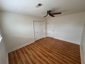 6554 Lindyann Lane, Houston TX 77008