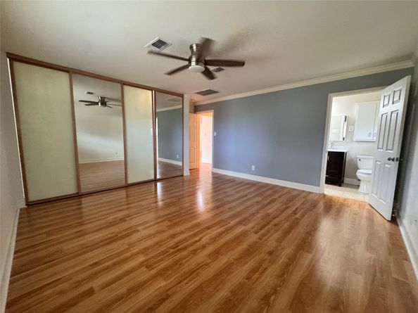 6554 Lindyann Lane, Houston TX 77008