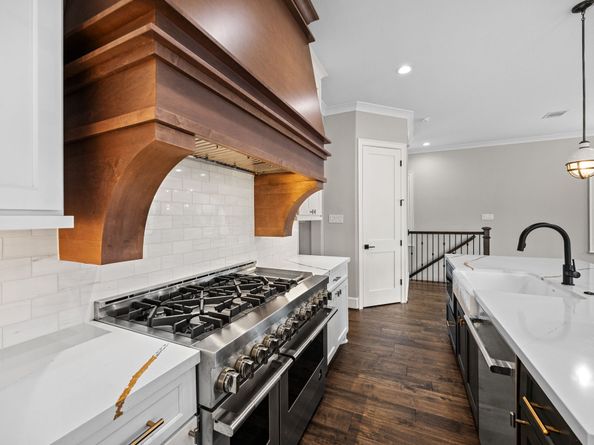 14008 Memorial Reserve Place, Houston TX 77079