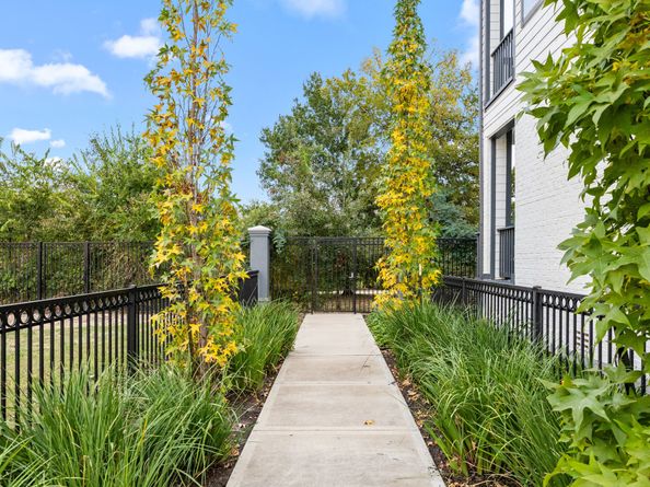 14008 Memorial Reserve Place, Houston TX 77079