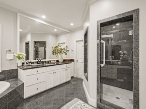 2218 Nantucket Drive, Houston TX 77057