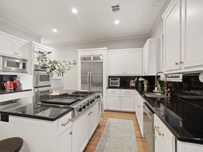 2218 Nantucket Drive, Houston TX 77057