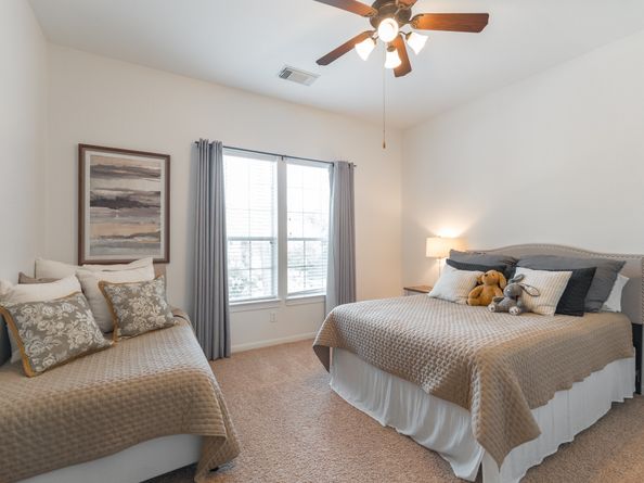 54 N Veilwood Circle, The Woodlands TX 77382