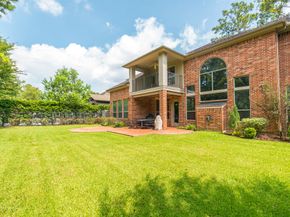 54 N Veilwood Circle, The Woodlands TX 77382
