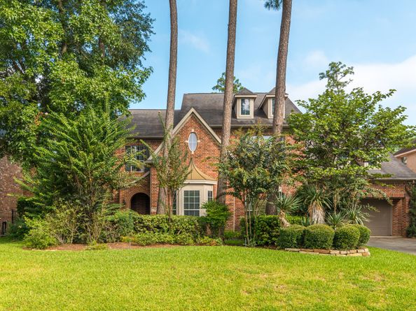 54 N Veilwood Circle, The Woodlands TX 77382