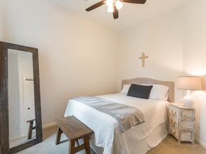 54 N Veilwood Circle, The Woodlands TX 77382