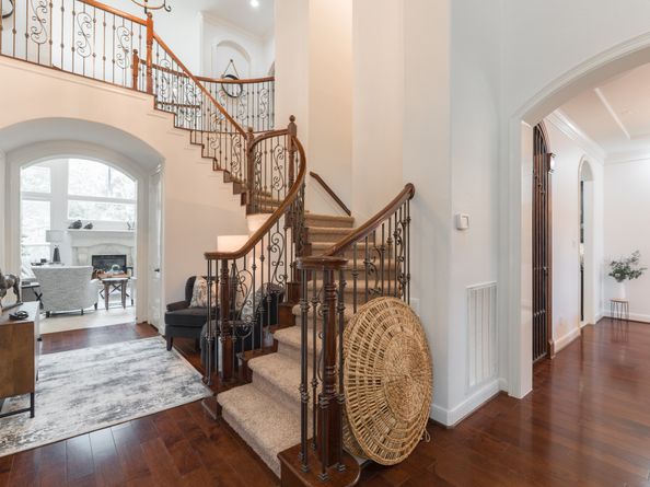 54 N Veilwood Circle, The Woodlands TX 77382