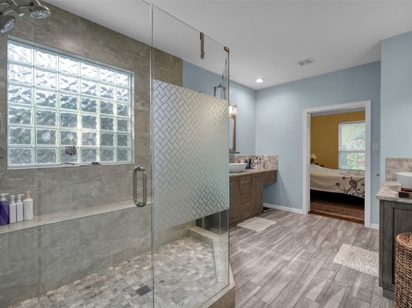 143 S Goldenvine Circle, The Woodlands TX 77382