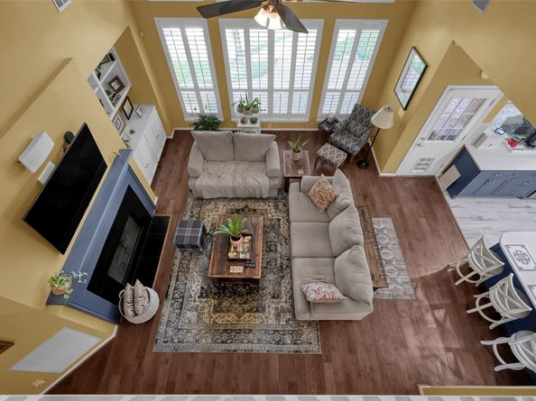 143 S Goldenvine Circle, The Woodlands TX 77382