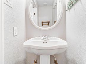 1922 Old Dixie Drive, Richmond TX 77406