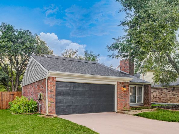 1922 Old Dixie Drive, Richmond TX 77406