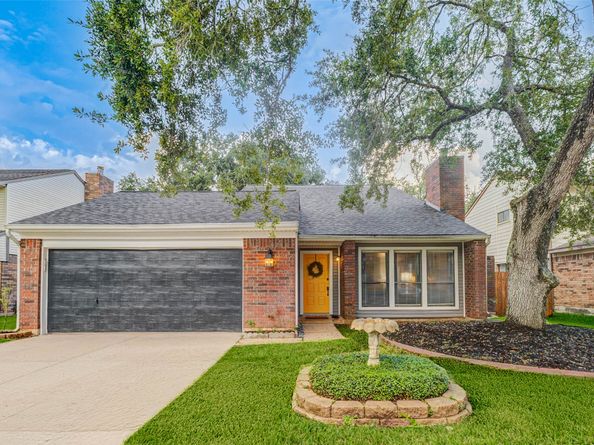 1922 Old Dixie Drive, Richmond TX 77406