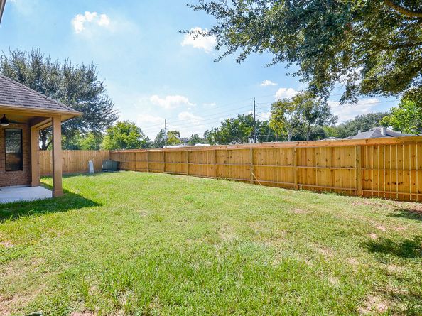 614 Coggins Point Way, Sugar Land TX 77479