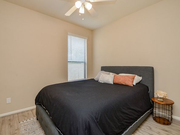 614 Coggins Point Way, Sugar Land TX 77479