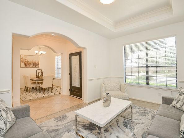 614 Coggins Point Way, Sugar Land TX 77479