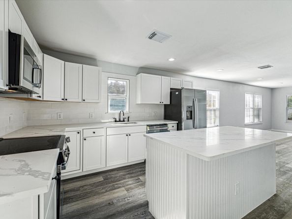 7846 Howton Street, Houston TX 77028