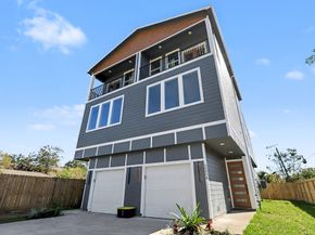 5000 Higgins Street A and B, Houston TX 77033