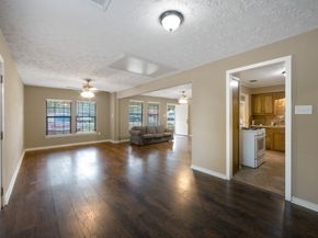 130 Airway Drive, Houston TX 77037
