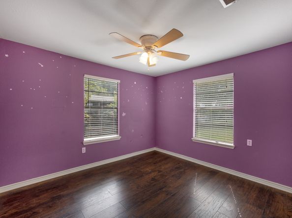 130 Airway Drive, Houston TX 77037